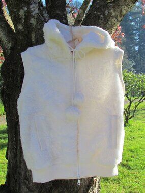 GIRL'S VEST, L, LOLA WHITE FUZZY FAUX FUR, HOOD, TIE POM POM BALLS, ZIP, POCKETS